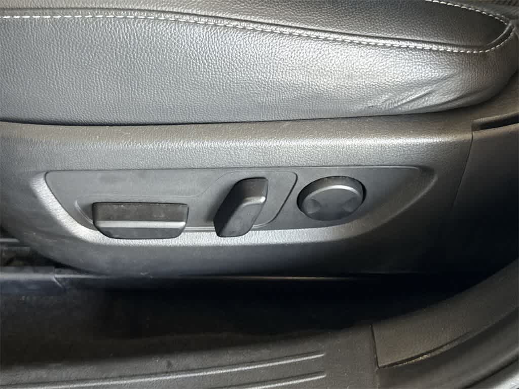 Thumbnail: 2024 Mazda CX-50 - 25