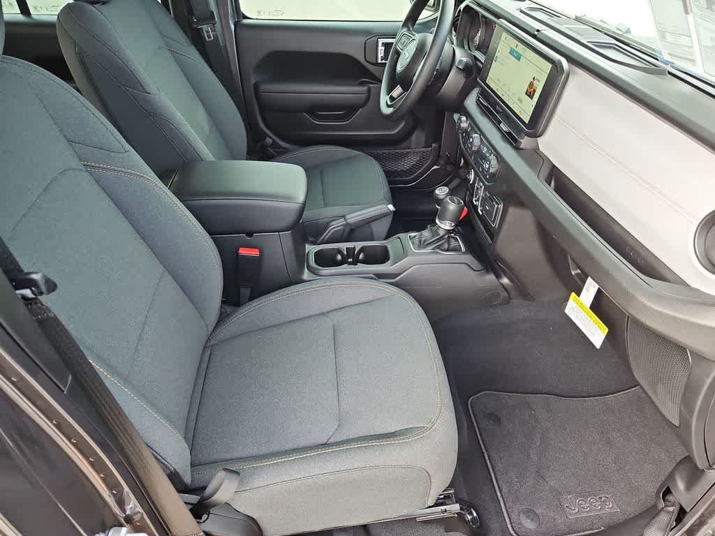 Thumbnail: 2026 Jeep Gladiator - 22