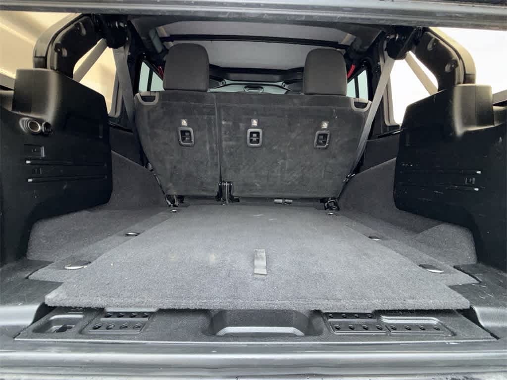 Thumbnail: 2018 Jeep Wrangler - 21