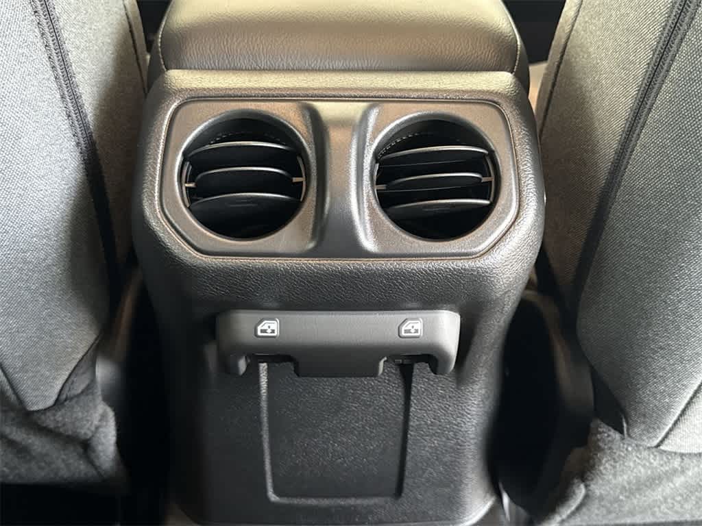 Thumbnail: 2025 Jeep Wrangler - 19