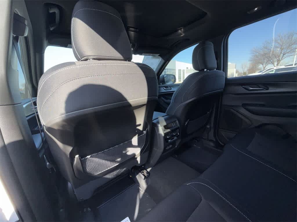 Thumbnail: 2025 Jeep Grand Cherokee - 12