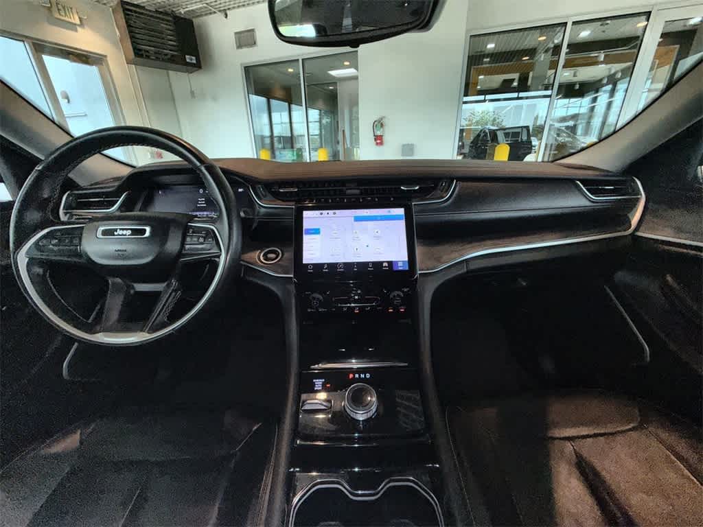 Thumbnail: 2022 Jeep Grand Cherokee - 15