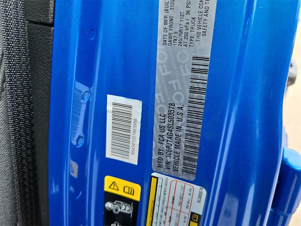 Thumbnail: 2025 Jeep Gladiator - 41