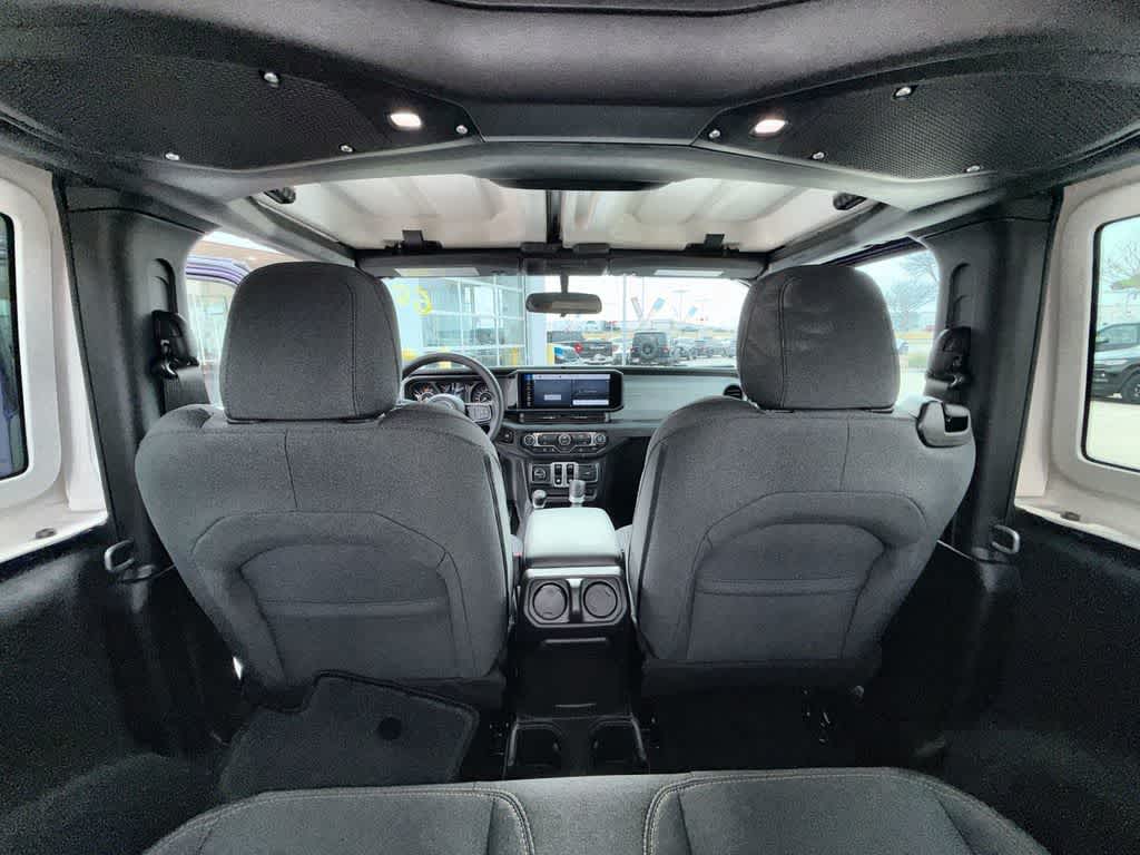 Thumbnail: 2026 Jeep Wrangler - 16