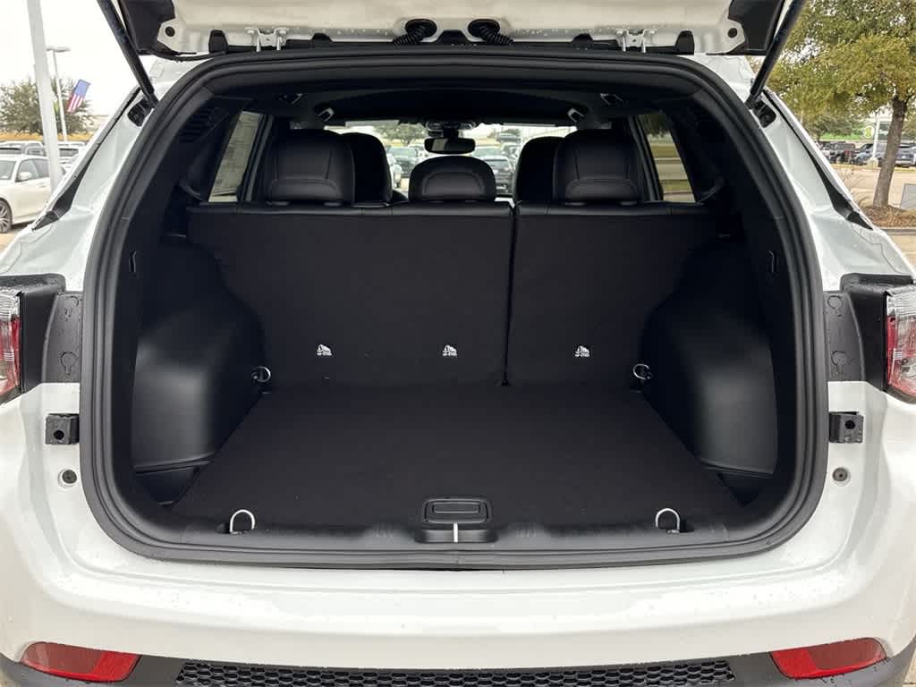 Thumbnail: 2026 Jeep Compass - 21