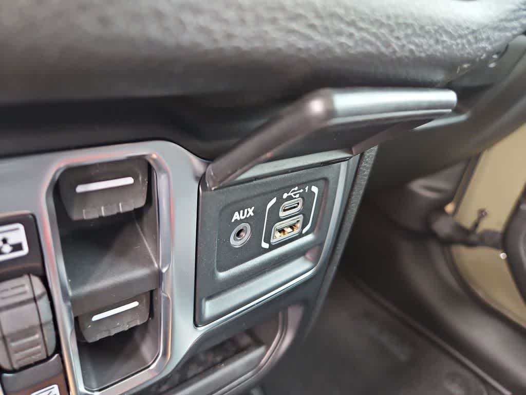 Thumbnail: 2026 Jeep Wrangler - 36