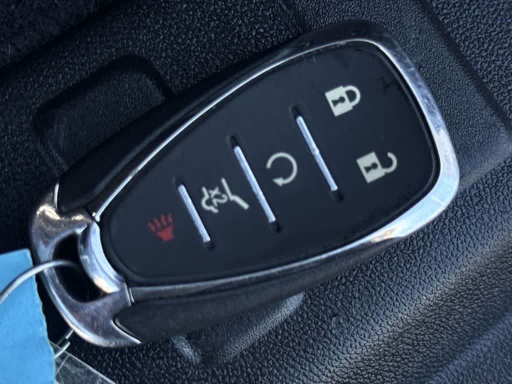 Thumbnail: 2022 Chevrolet Equinox - 24