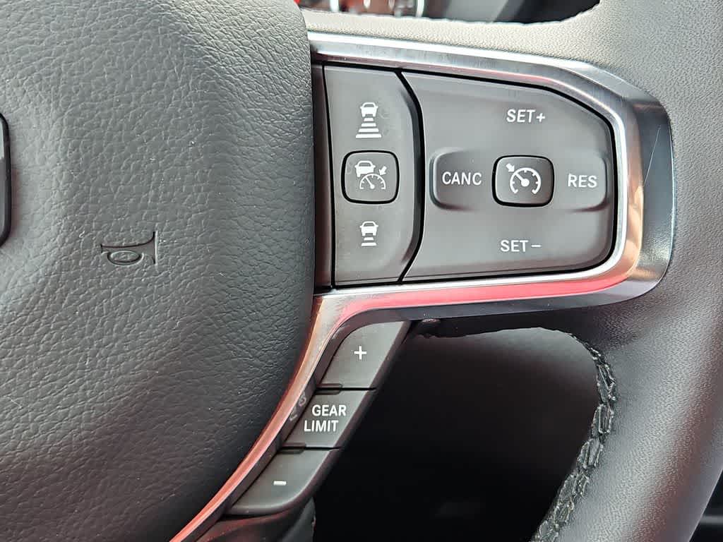 Thumbnail: 2025 RAM 1500 - 25