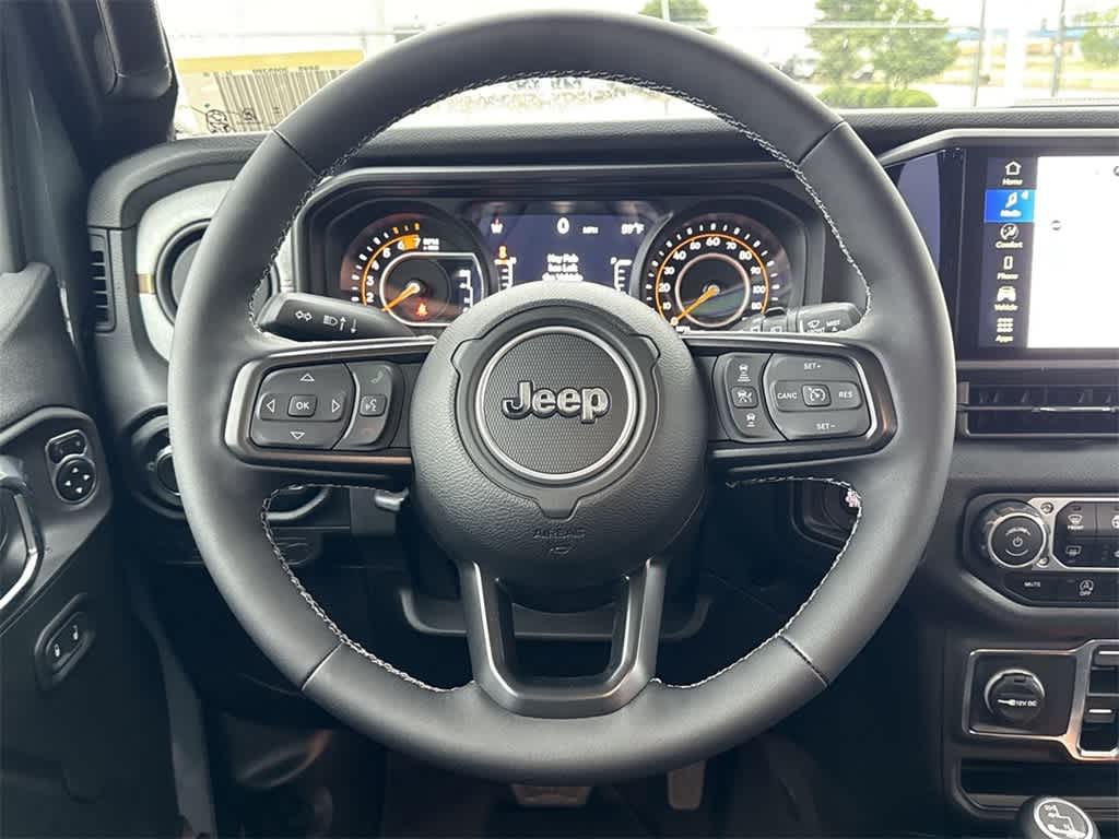 Thumbnail: 2025 Jeep Wrangler - 17