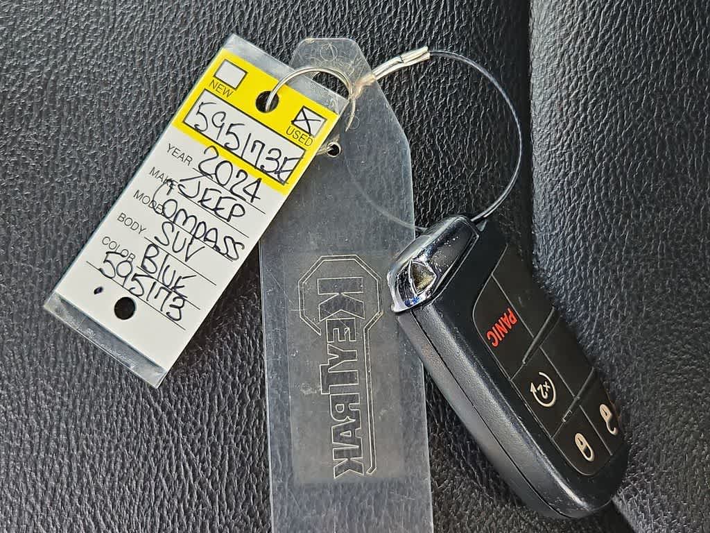 Thumbnail: 2024 Jeep Compass - 34