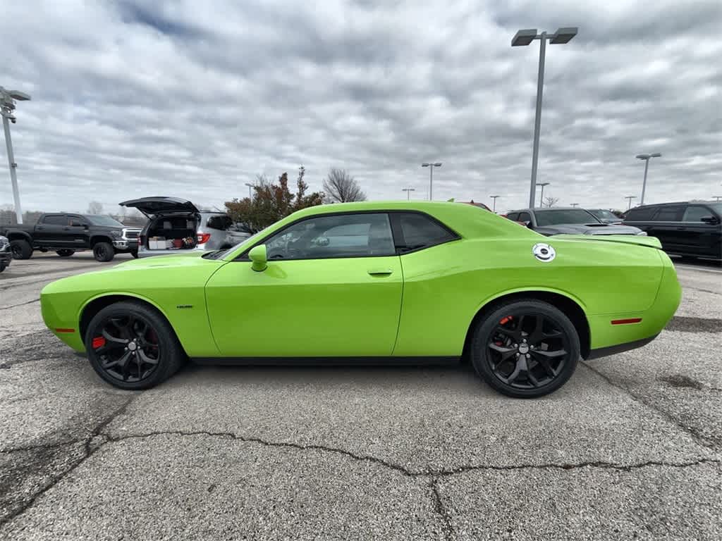 Thumbnail: 2015 Dodge Challenger - 3