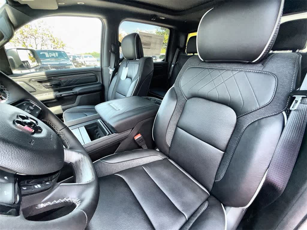 Thumbnail: 2026 RAM 1500 - 9