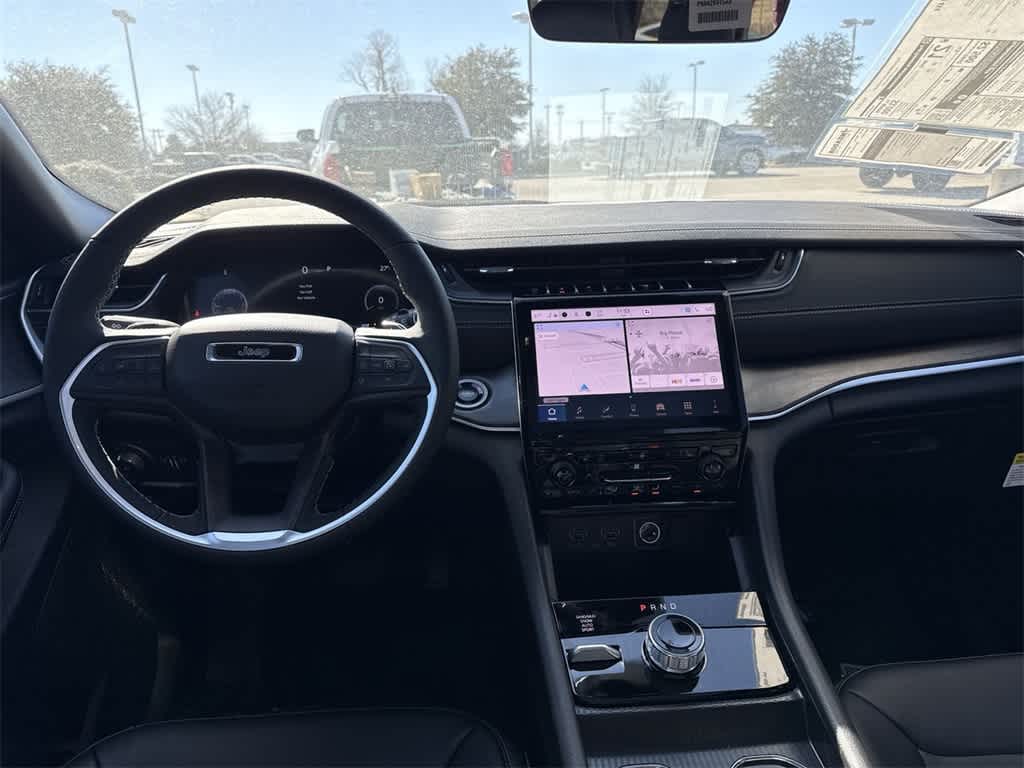 Thumbnail: 2025 Jeep Grand Cherokee L - 16