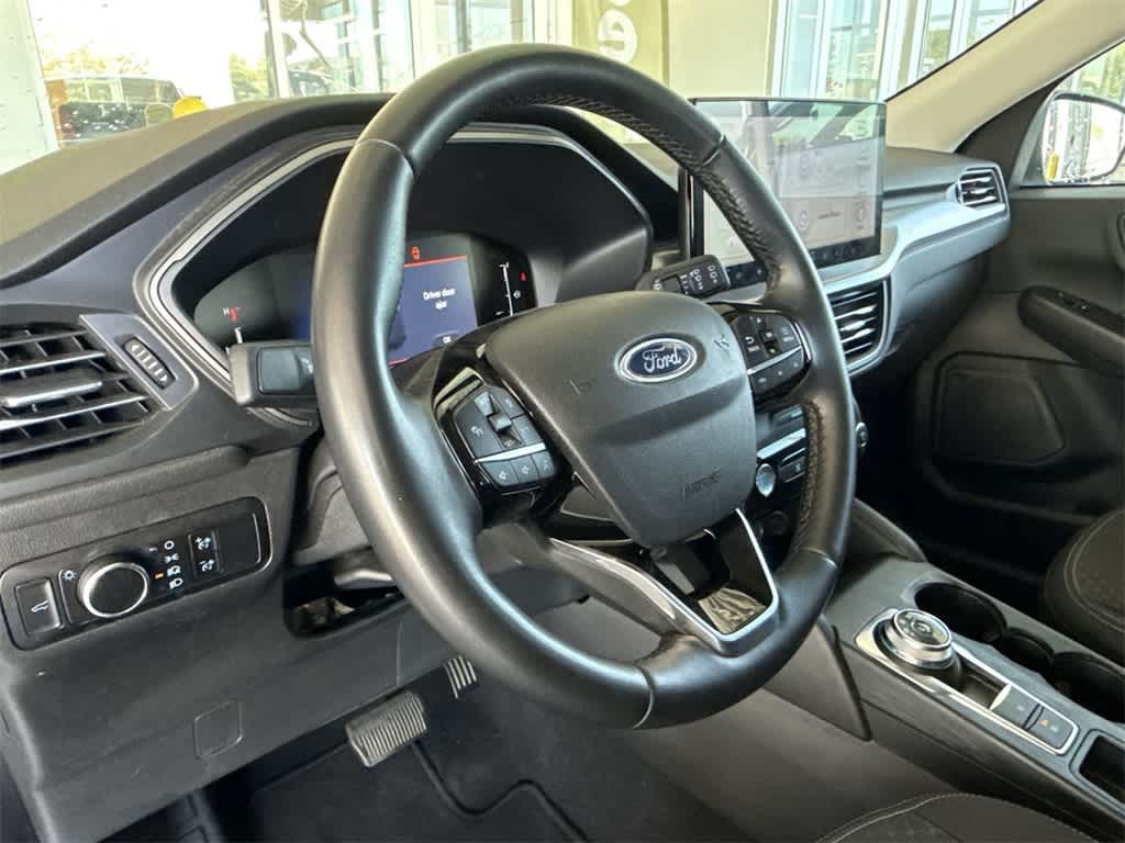 Thumbnail: 2024 Ford Escape - 2