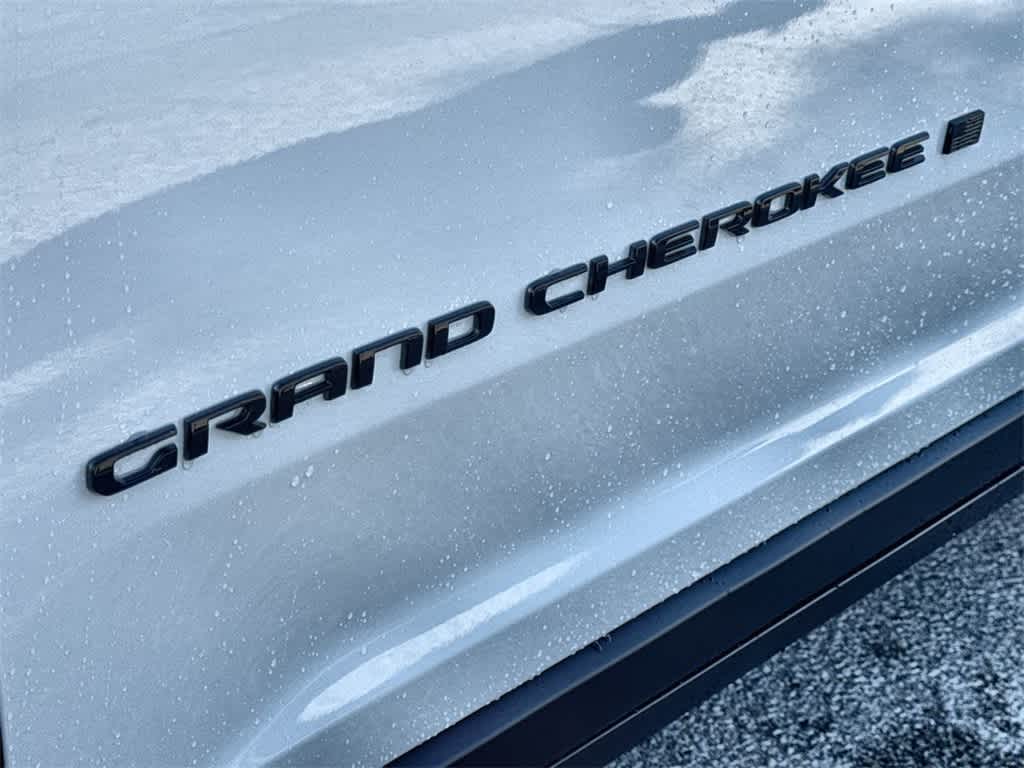 Thumbnail: 2025 Jeep Grand Cherokee - 7