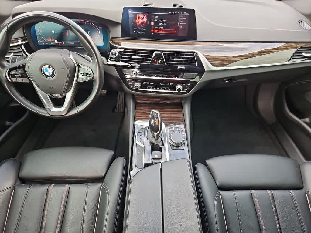 Thumbnail: 2020 BMW 5 Series - 16