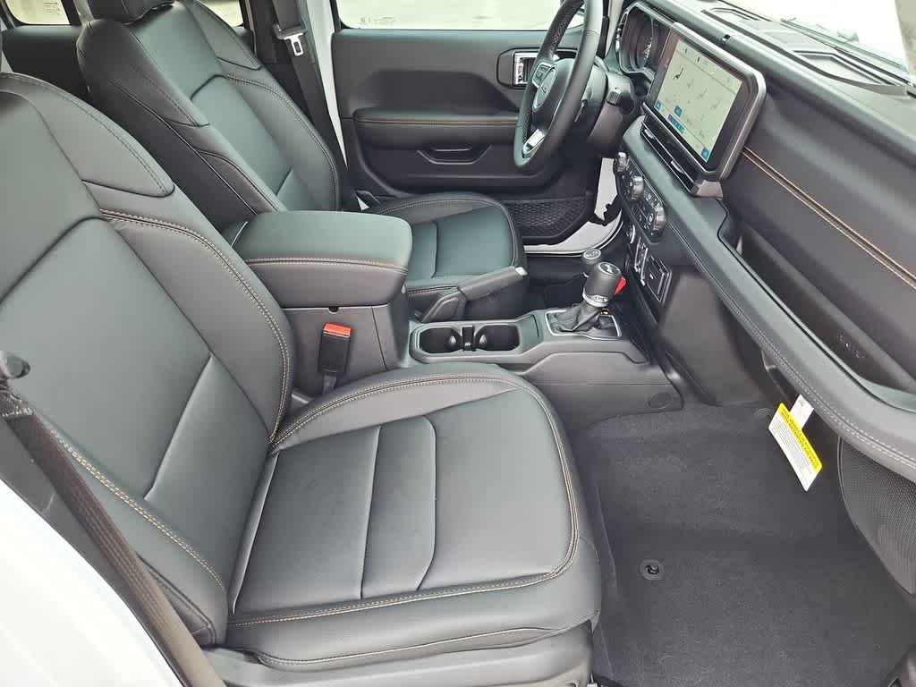 Thumbnail: 2026 Jeep Wrangler - 22