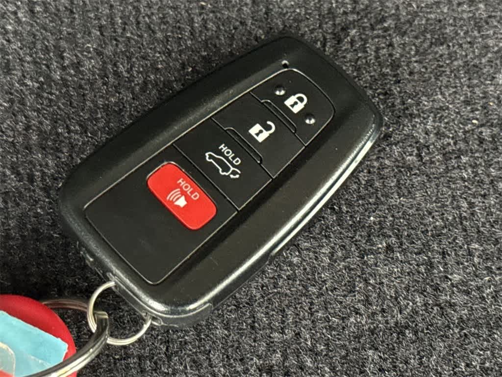 Thumbnail: 2023 Toyota RAV4 - 22