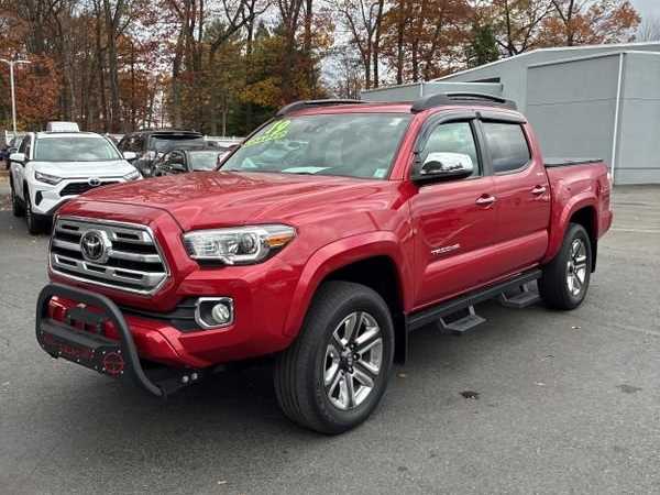 Thumbnail: 2019 Toyota Tacoma - 1