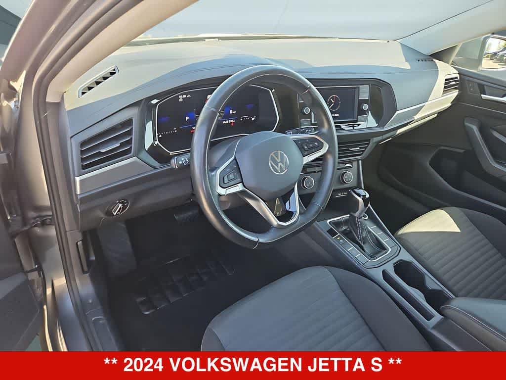 Thumbnail: 2024 Volkswagen Jetta - 10