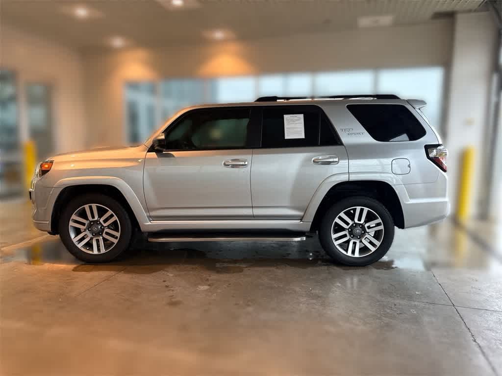 Thumbnail: 2023 Toyota 4Runner - 3