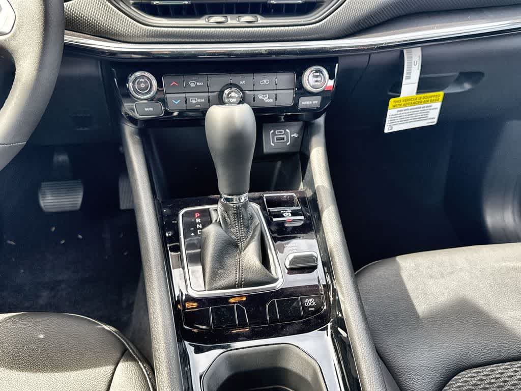 Thumbnail: 2026 Jeep Compass - 17