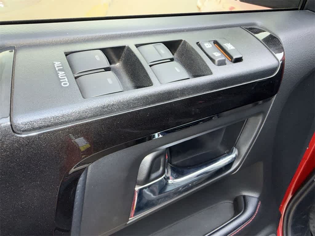 Thumbnail: 2023 Toyota 4Runner - 22