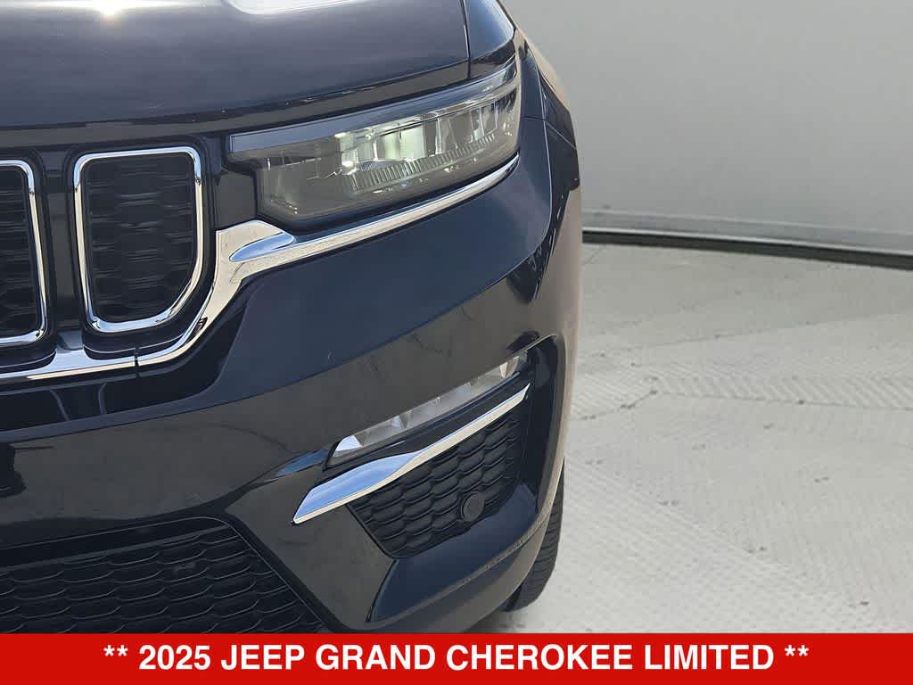 Thumbnail: 2025 Jeep Grand Cherokee - 11
