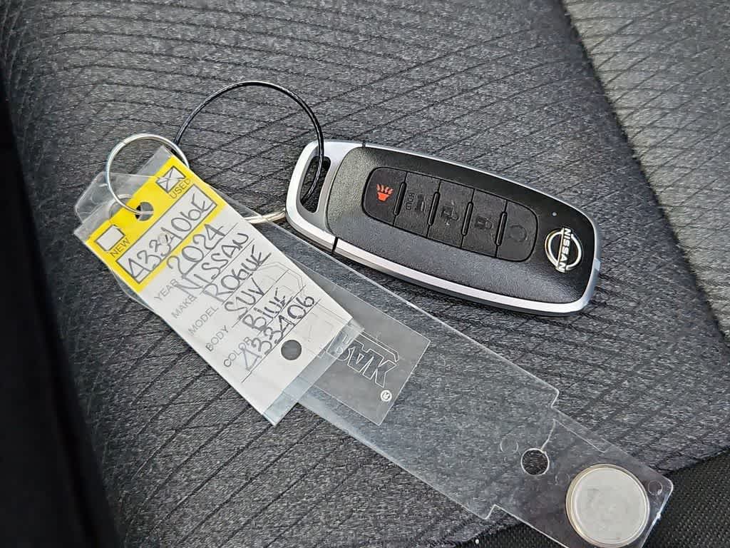 Thumbnail: 2024 Nissan Rogue - 40