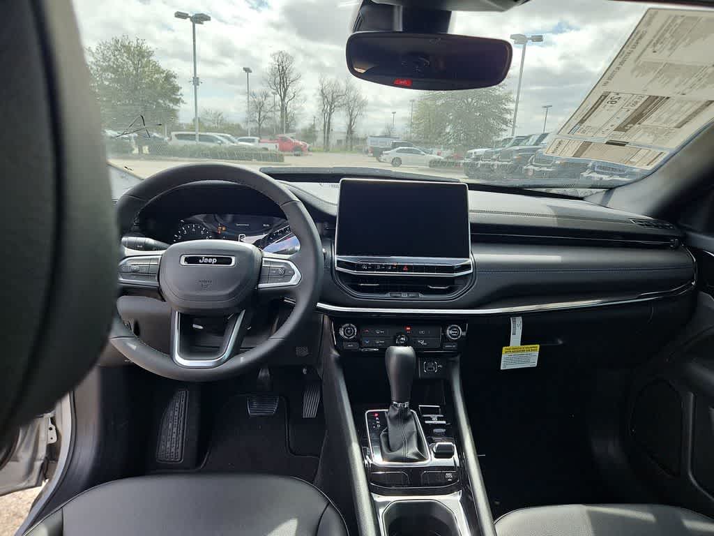 Thumbnail: 2026 Jeep Compass - 16