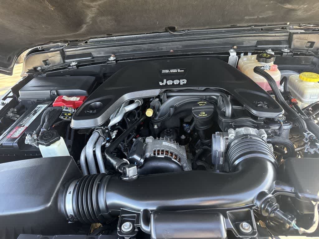 Thumbnail: 2019 Jeep Wrangler - 11