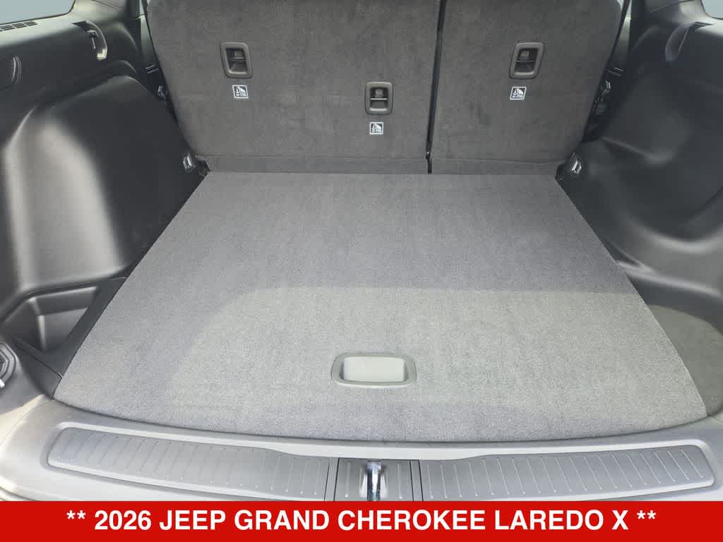 Thumbnail: 2026 Jeep Grand Cherokee - 32
