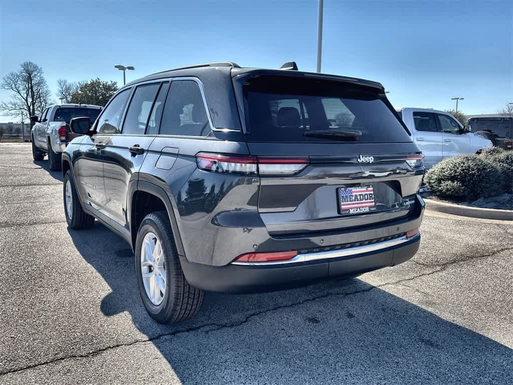 Thumbnail: 2025 Jeep Grand Cherokee - 4