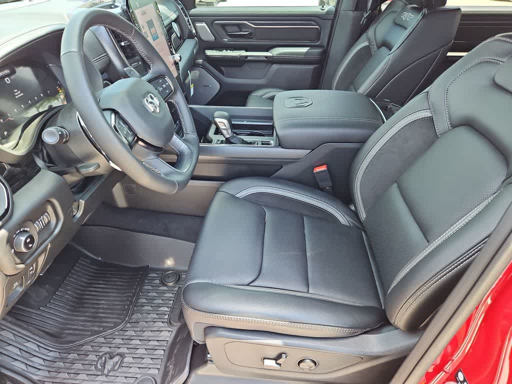 Thumbnail: 2026 RAM 1500 - 17