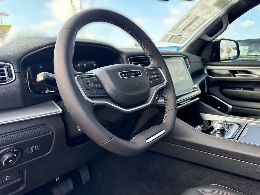 Thumbnail: 2025 Jeep Wagoneer - 2