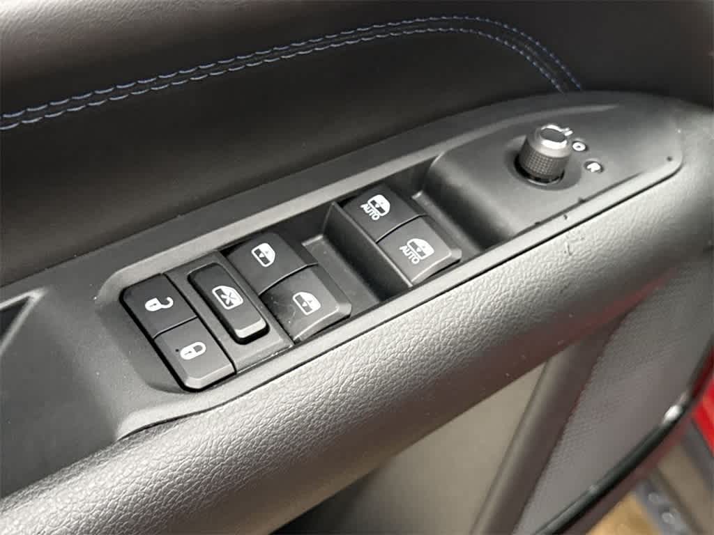 Thumbnail: 2026 Jeep Compass - 22