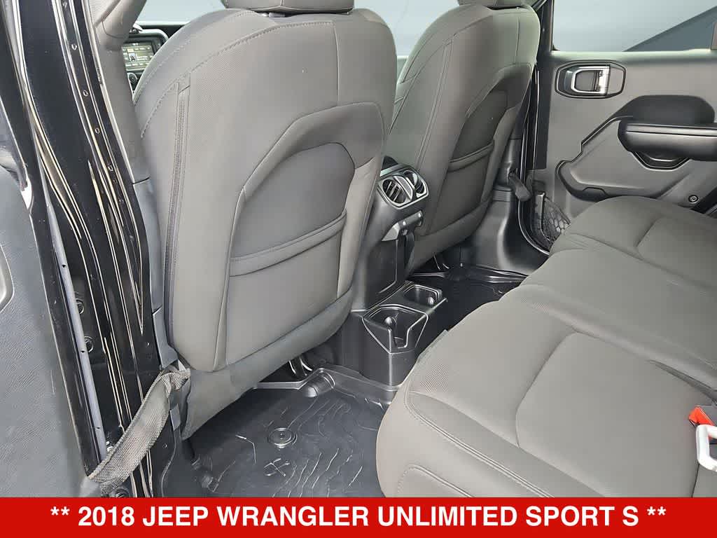 Thumbnail: 2018 Jeep Wrangler - 19