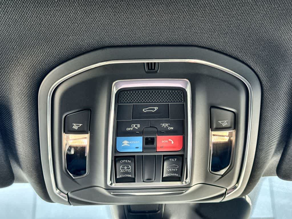 Thumbnail: 2026 Jeep Grand Cherokee - 18