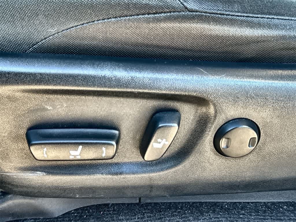 Thumbnail: 2022 Toyota 4Runner - 22