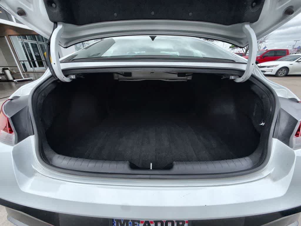 Thumbnail: 2025 Hyundai Elantra - 22