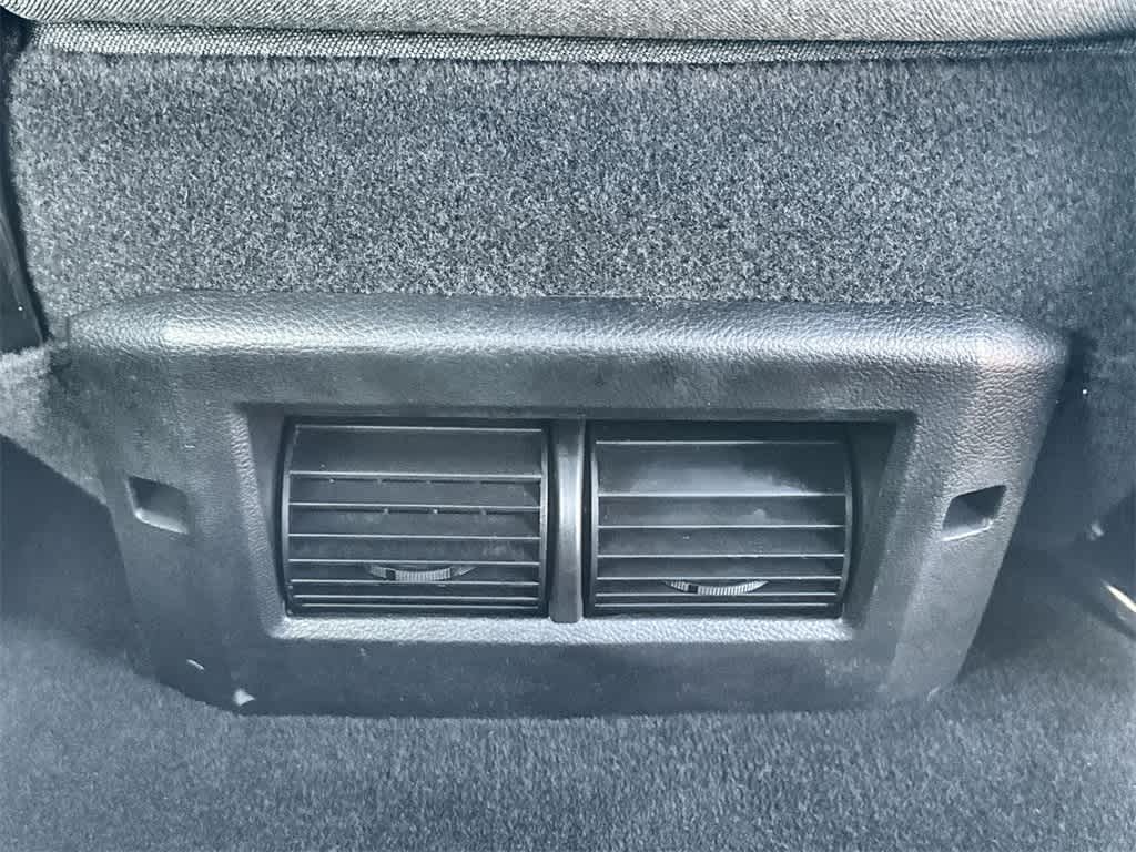 Thumbnail: 2024 RAM 1500 Classic - 21