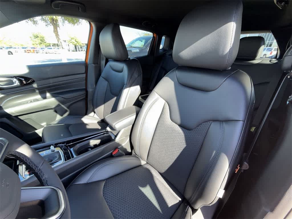 Thumbnail: 2026 Jeep Compass - 11