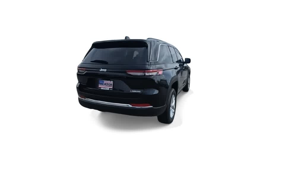 Thumbnail: 2026 Jeep Grand Cherokee - 8