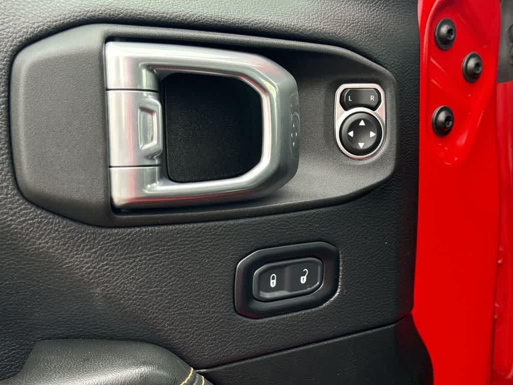 Thumbnail: 2025 Jeep Gladiator - 24