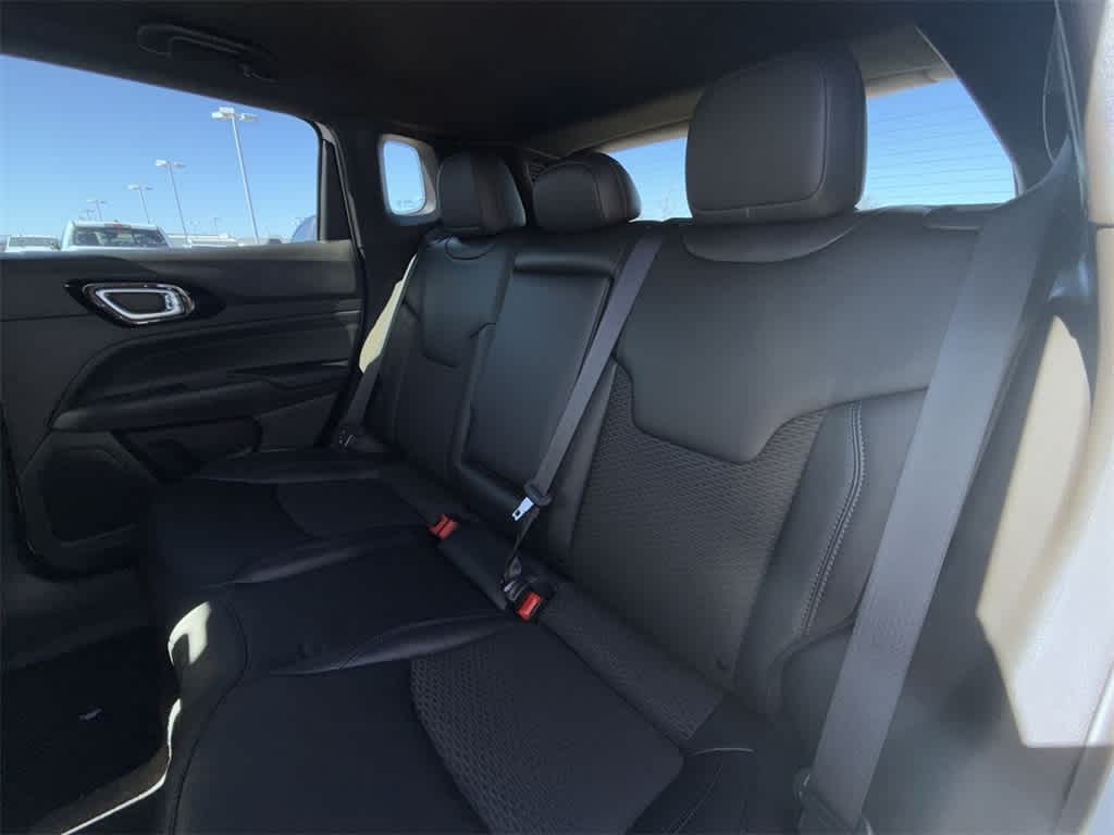 Thumbnail: 2026 Jeep Compass - 14