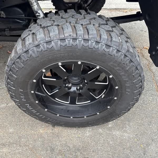 Thumbnail: 2020 Toyota Tundra - 11