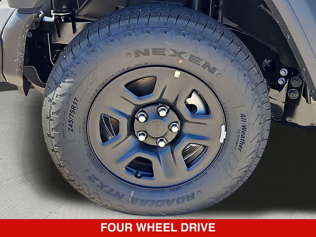 Thumbnail: 2026 Jeep Wrangler - 14