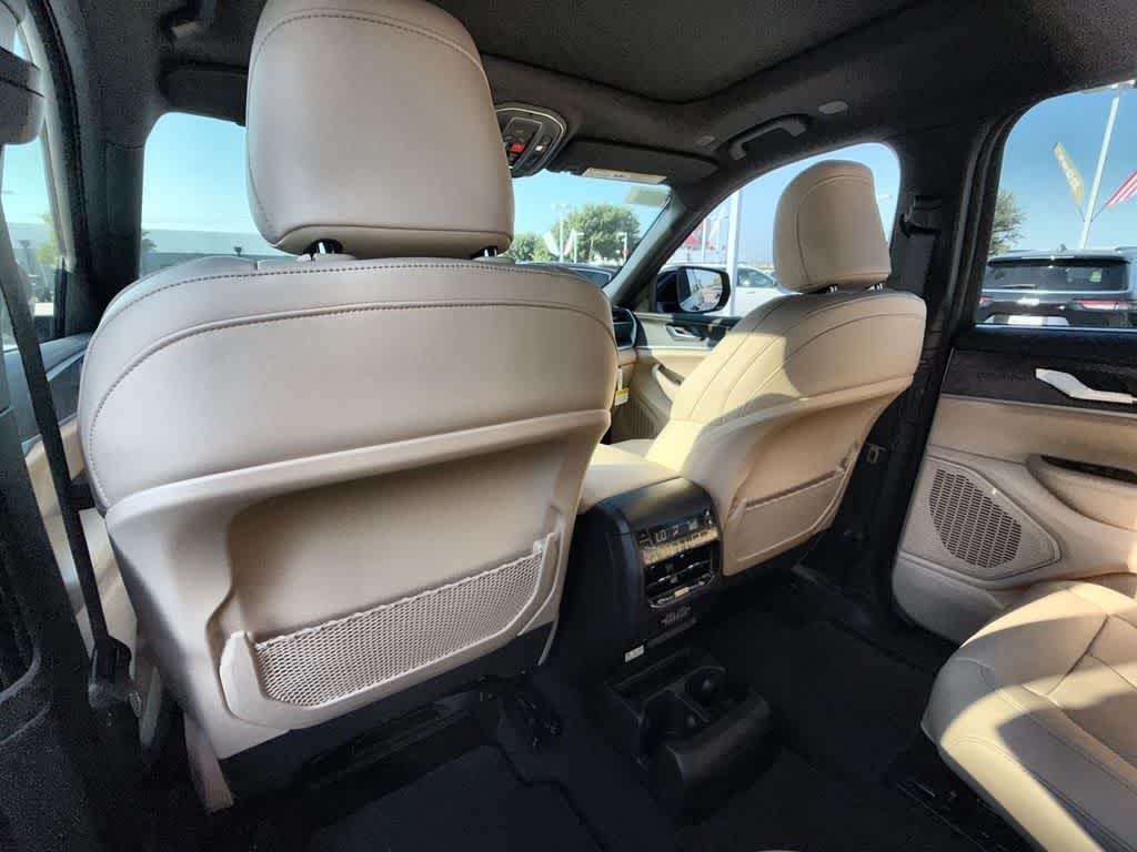 Thumbnail: 2025 Jeep Grand Cherokee L - 11