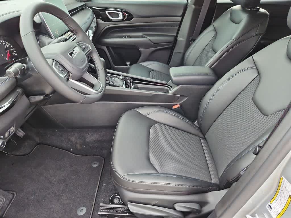 Thumbnail: 2026 Jeep Compass - 17