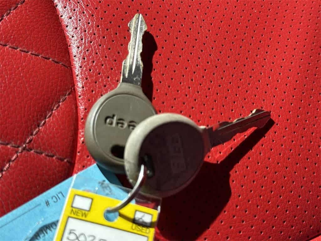 Thumbnail: 2015 Jeep Wrangler - 22